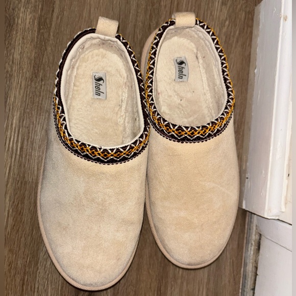 Embroidered Tan Slip-On Women's Shoes - Picture 10 of 10